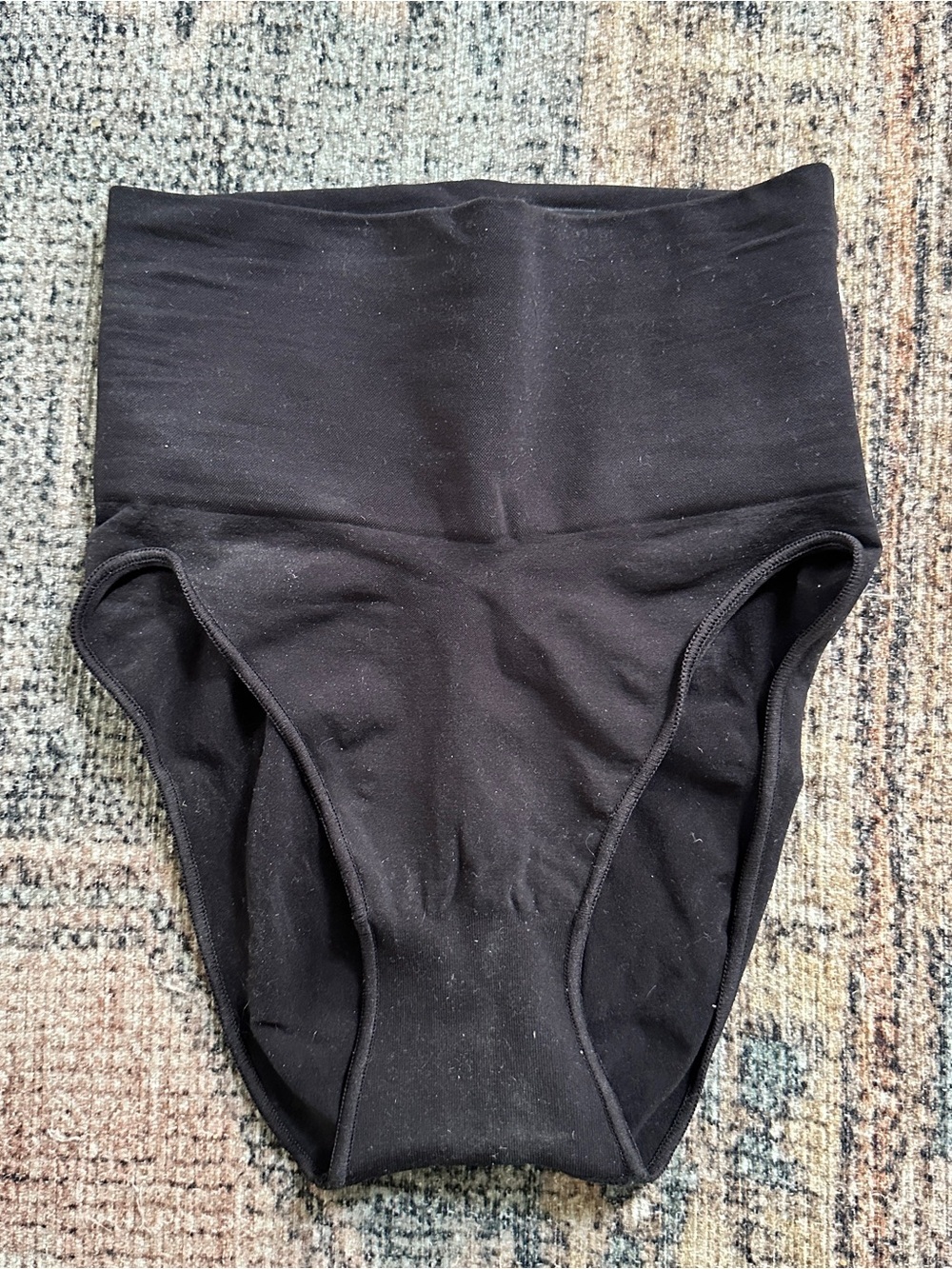 SKIMS Shapewear Black Core Control Briefs sz S/M